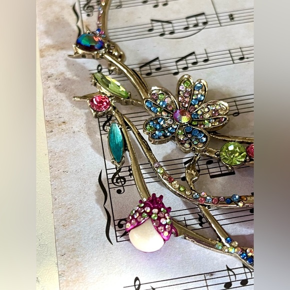 NWT Floral Rhinestone Statement Necklace RARE - Picture 3 of 9